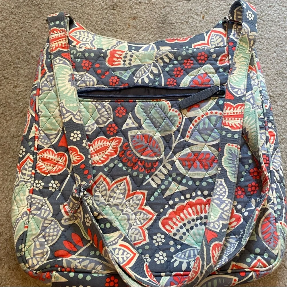 Vera Bradley cross body purse - Picture 2 of 2